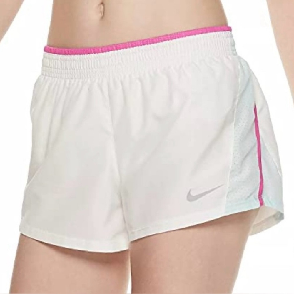Nike Dri Fit Women’s Sz XXL White 10K Running‎ Shorts